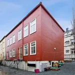 Cozy 2Bdr Apt. 3 Min Walk To Solsiden